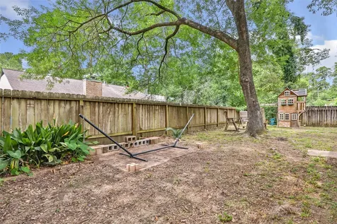 2138 Middle Creek Drive Houston TX 77339
