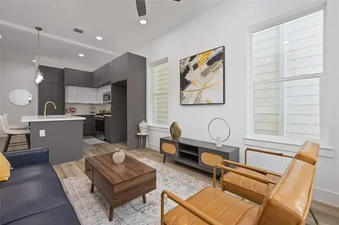 1805 Emir Street D Houston TX 77009