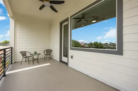 1805 Emir Street D Houston TX 77009