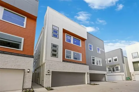 1805 Emir Street D Houston TX 77009