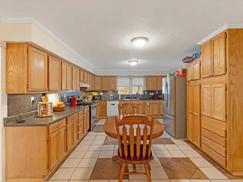 9313 State Highway 61 Hankamer TX 77560