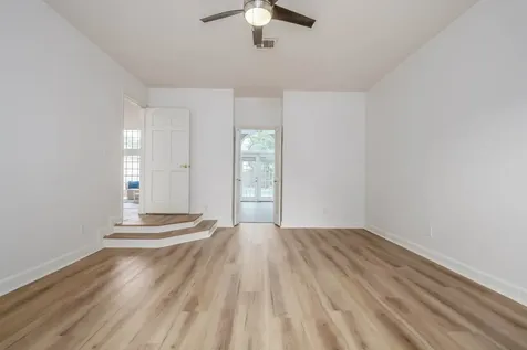 11322 Del Monte Drive Houston TX 77077