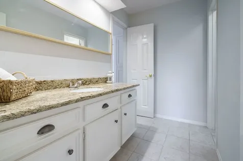 11322 Del Monte Drive Houston TX 77077
