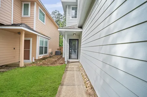 35 Ledgestone Place The Woodlands TX 77382