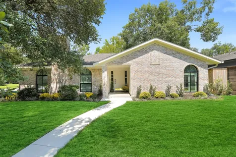 10726 Riverview Drive Houston TX 77042