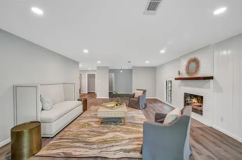10726 Riverview Drive Houston TX 77042