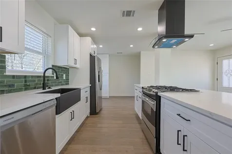 6619 Cobalt Street Houston TX 77016