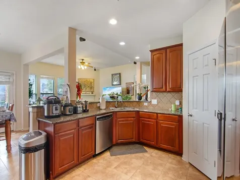 8110 Golden Harbor Missouri City TX 77459