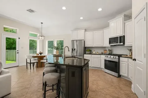 213 Forest Heights Lane Montgomery TX 77316
