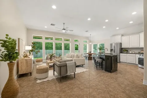 213 Forest Heights Lane Montgomery TX 77316