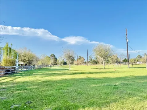 29921 Waller Spring Creek Road Waller TX 77484