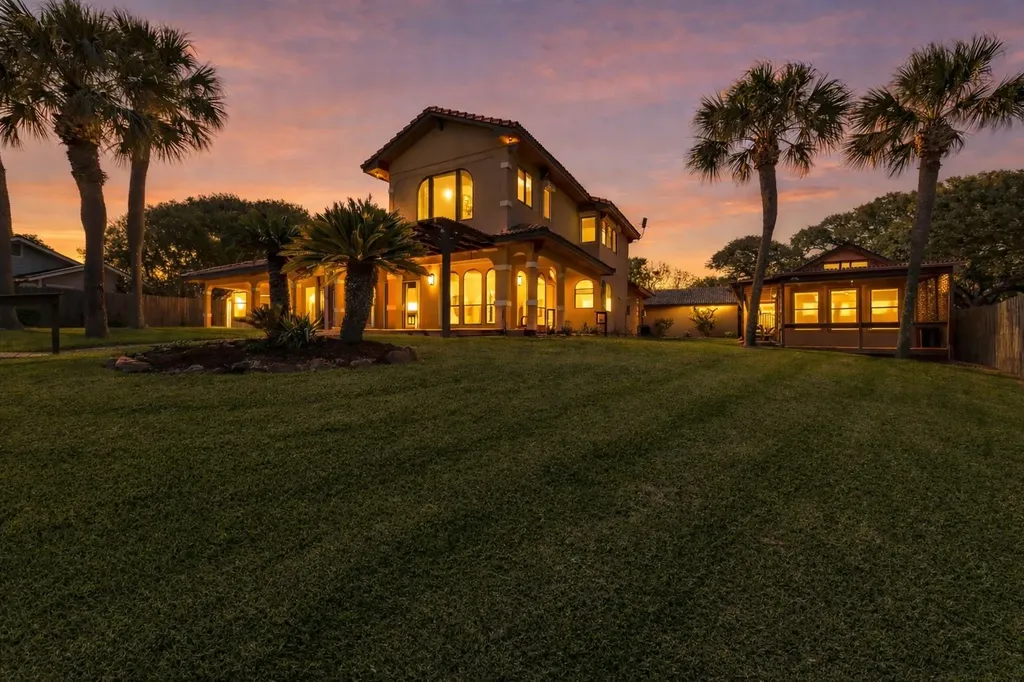 111 Bayridge Road La Porte TX 77571