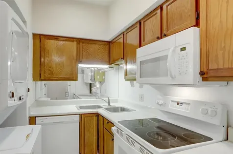 8055 Cambridge Street 57 Houston TX 77054