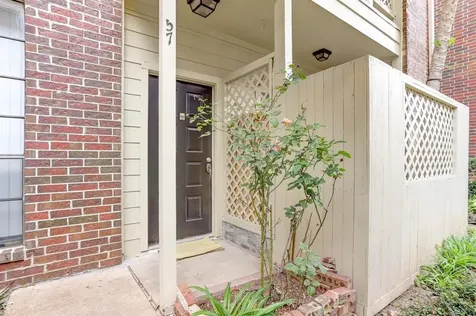 8055 Cambridge Street 57 Houston TX 77054