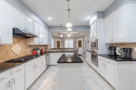15831 Cade Court Houston TX 77095