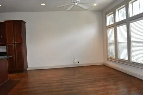 2922 Leeland Street Houston TX 77003
