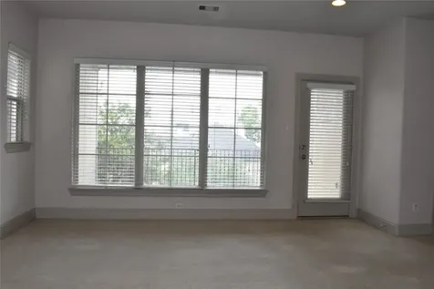 2922 Leeland Street Houston TX 77003