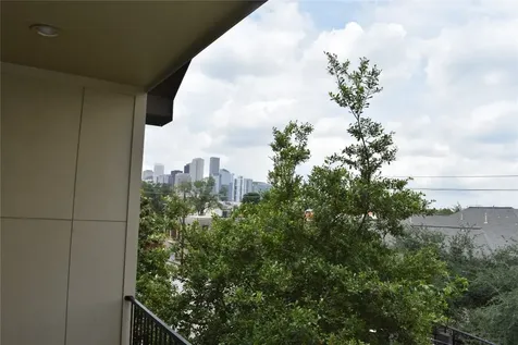 2922 Leeland Street Houston TX 77003