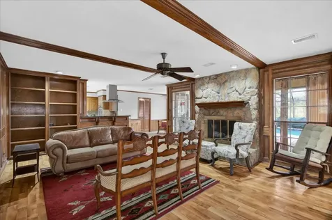 137 Arrowwood Street Lake Jackson TX 77566