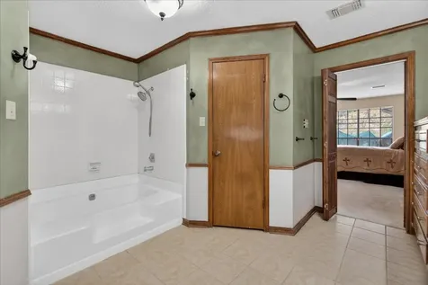 137 Arrowwood Street Lake Jackson TX 77566