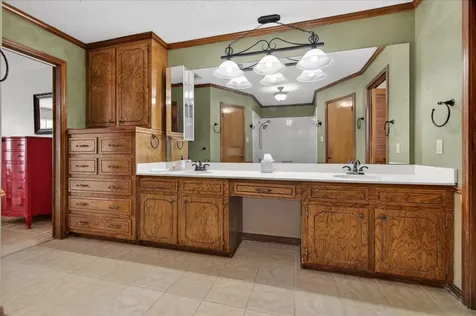 137 Arrowwood Street Lake Jackson TX 77566