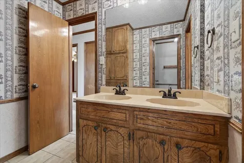 137 Arrowwood Street Lake Jackson TX 77566