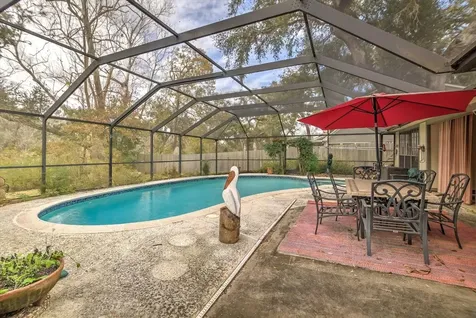 137 Arrowwood Street Lake Jackson TX 77566