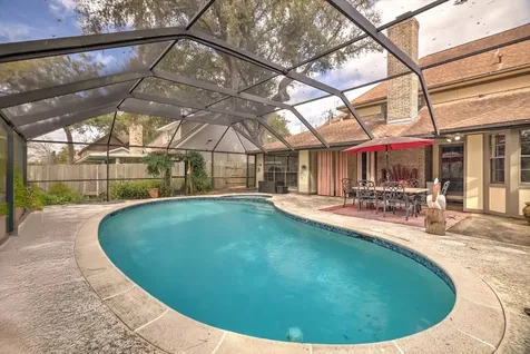 137 Arrowwood Street Lake Jackson TX 77566