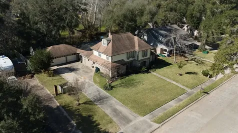 137 Arrowwood Street Lake Jackson TX 77566