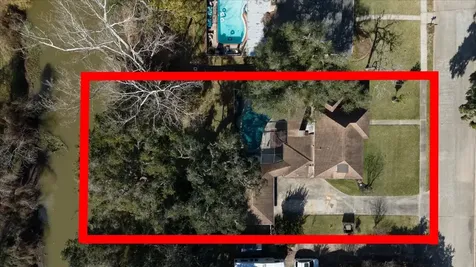 137 Arrowwood Street Lake Jackson TX 77566