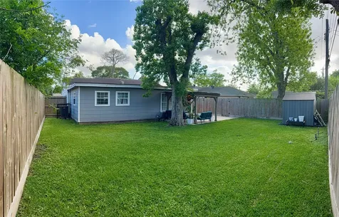 4821 Brinkley Street Houston TX 77033