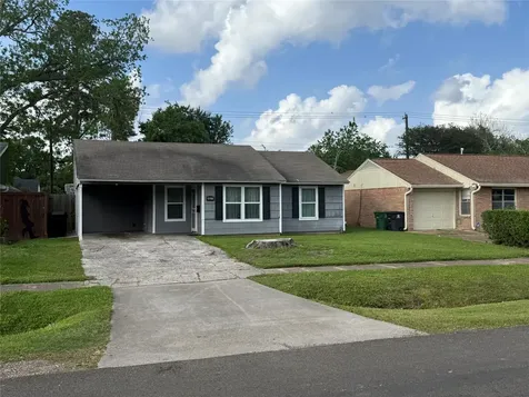4821 Brinkley Street Houston TX 77033