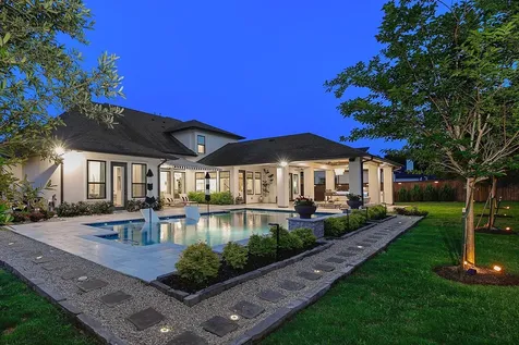2017 Bennet Lane Conroe TX 77384