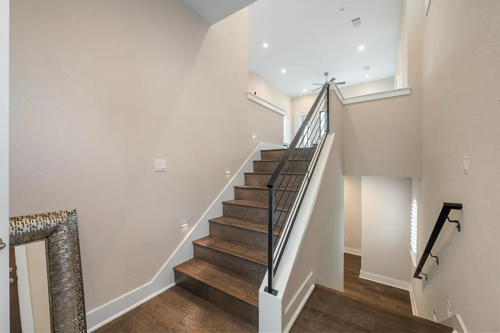 409 Rose Branch Way 21 Austin TX 78738