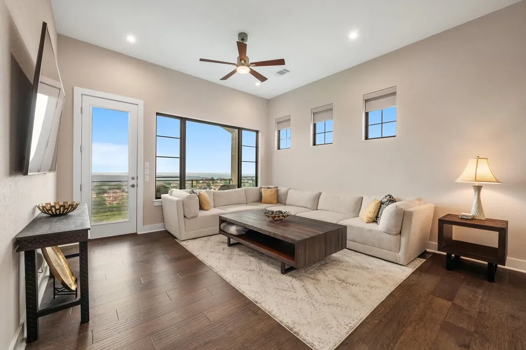 409 Rose Branch Way 21 Austin TX 78738