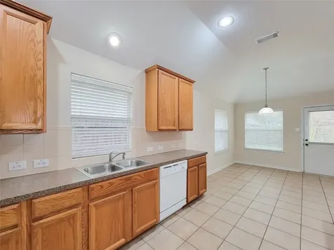 6806 Haley Court Pearland TX 77584