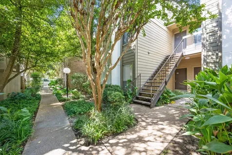 10053 Westpark Drive 307 Houston TX 77042