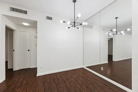 10053 Westpark Drive 307 Houston TX 77042