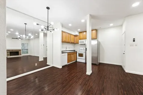 10053 Westpark Drive 307 Houston TX 77042