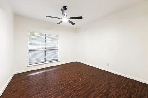 10053 Westpark Drive 307 Houston TX 77042