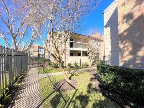 2120 Wilcrest Drive 121 Houston TX 77042