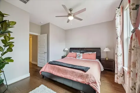 920 W 25th Street C Houston TX 77008