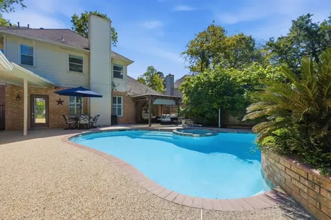 26 E Sterling Pond Circle The Woodlands TX 77382