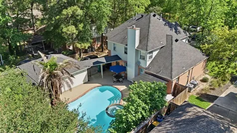 26 E Sterling Pond Circle The Woodlands TX 77382