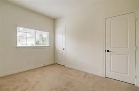 28 W Oaks Drive Houston TX 77058