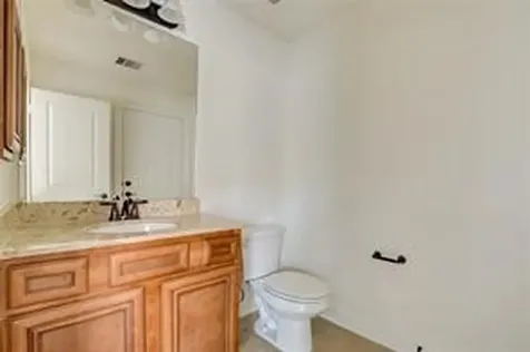 28 W Oaks Drive Houston TX 77058