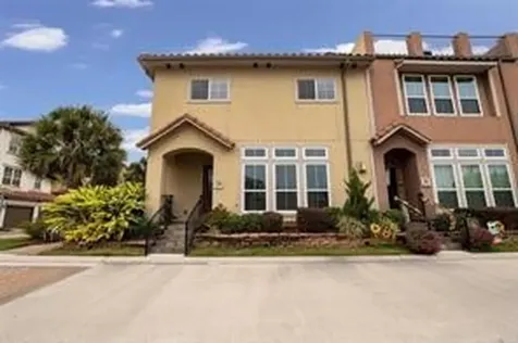 28 W Oaks Drive Houston TX 77058
