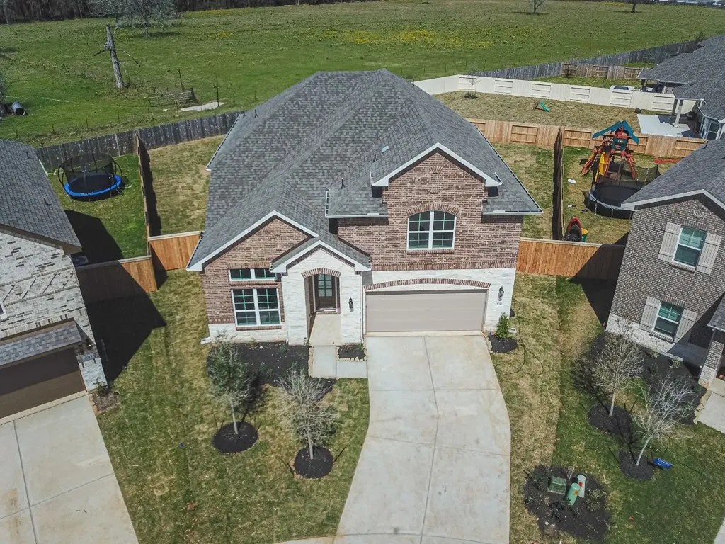 2016 Woodland Park Court Conroe TX 77384