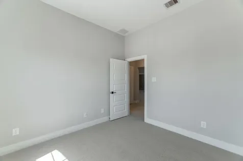2016 Woodland Park Court Conroe TX 77384
