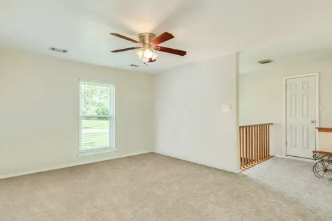 5620 County Road 166 Alvin TX 77511